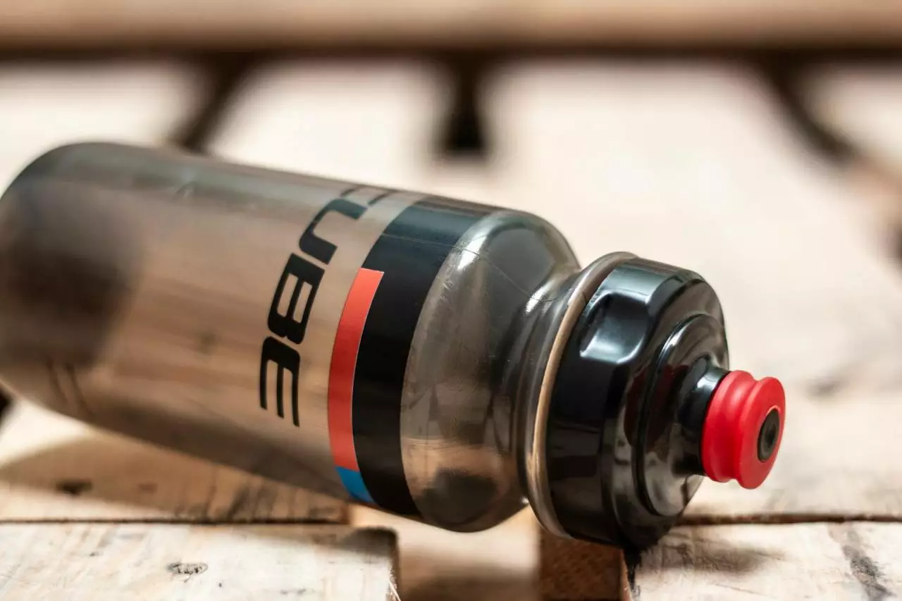 Cube Trinkflasche 0.5l TEAMLINE Black N Red N Blue – Bild 2