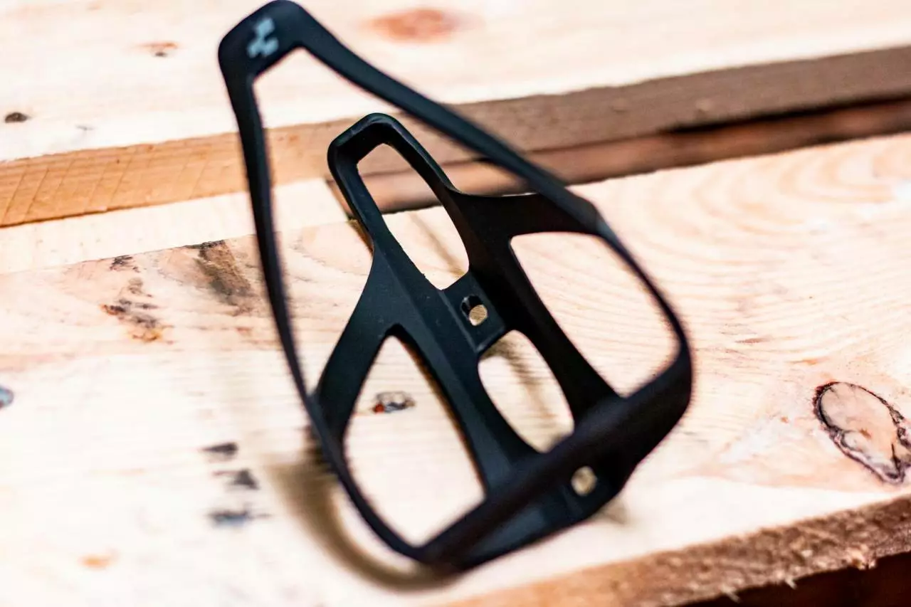 Cube Flaschenhalter HPP Matt Black N Grey – Bild 4