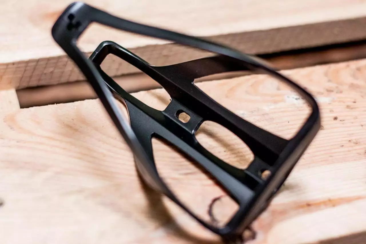 Cube Flaschenhalter HPP Matt Irridium N Glossy Black – Bild 5