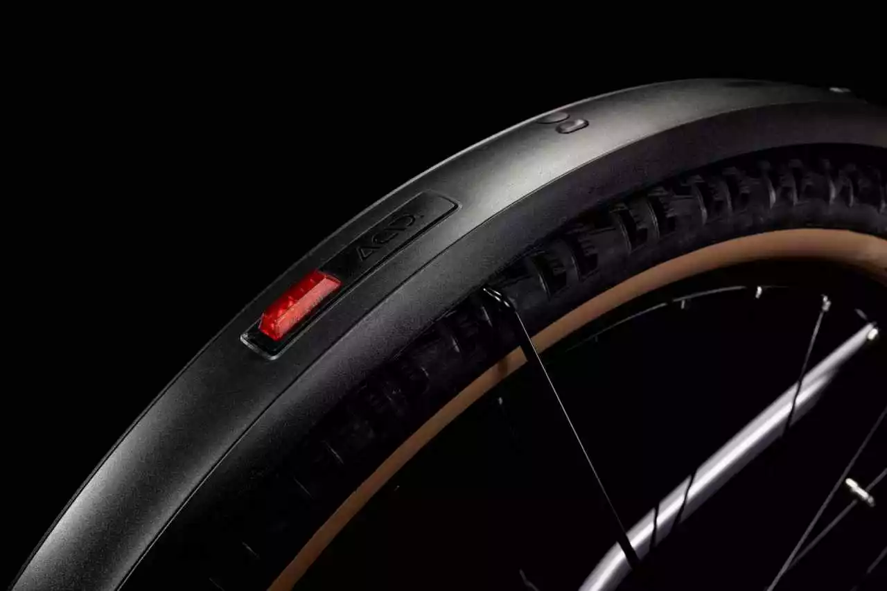 Cube Reaction Hybrid Performance 625 Allroad Polarsilver N Blue E-Bike Hardtail Mountainbike – Bild 3