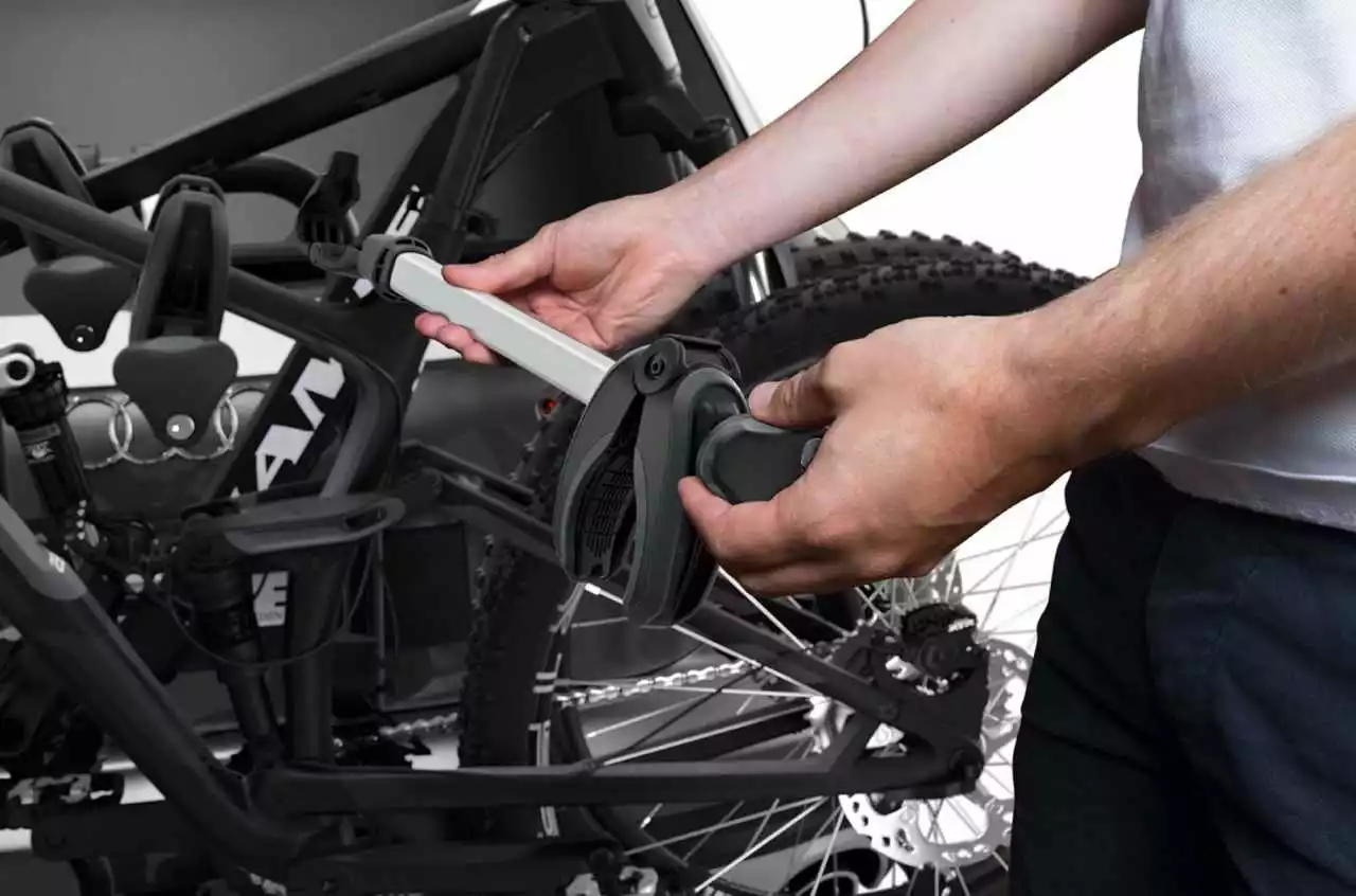 Thule EasyFold XT 3 Faltbarer Fahrradträger – Bild 6