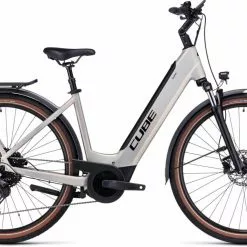Cube Touring Hybrid Pro 625 Pearlysilver N Black E-Bike Trekkingrad Tiefeinsteiger