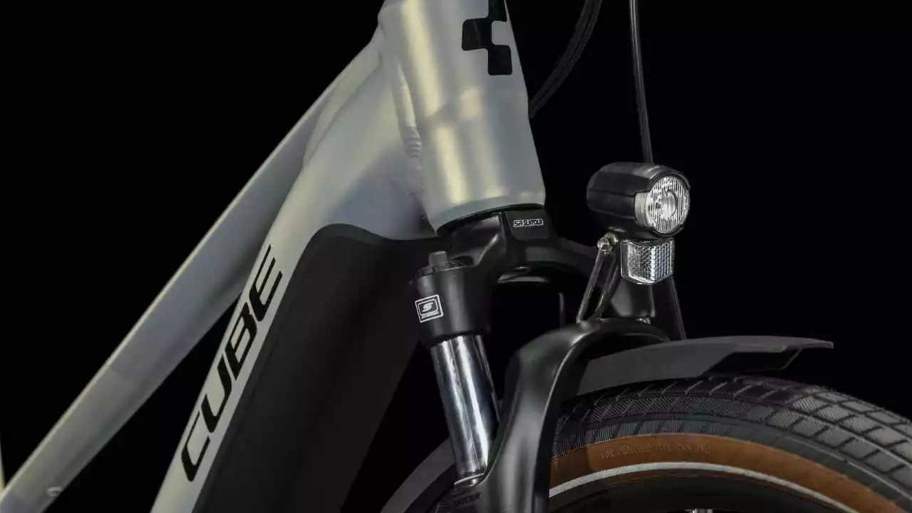 Cube Touring Hybrid Pro 625 Pearlysilver N Black E-Bike Trekkingrad Damen – Bild 5