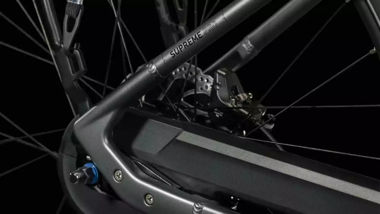 Cube Supreme Hybrid Pro 625 Flashgrey N Black E-Bike Trekkingrad Tiefeinsteiger – Bild 6