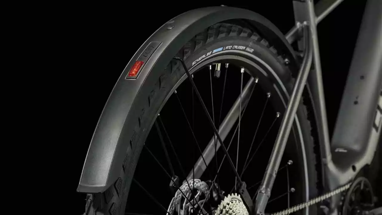 Cube Nuride Hybrid Performance 625 Allroad Graphite N Black E-Bike Trekkingrad Herren – Bild 3