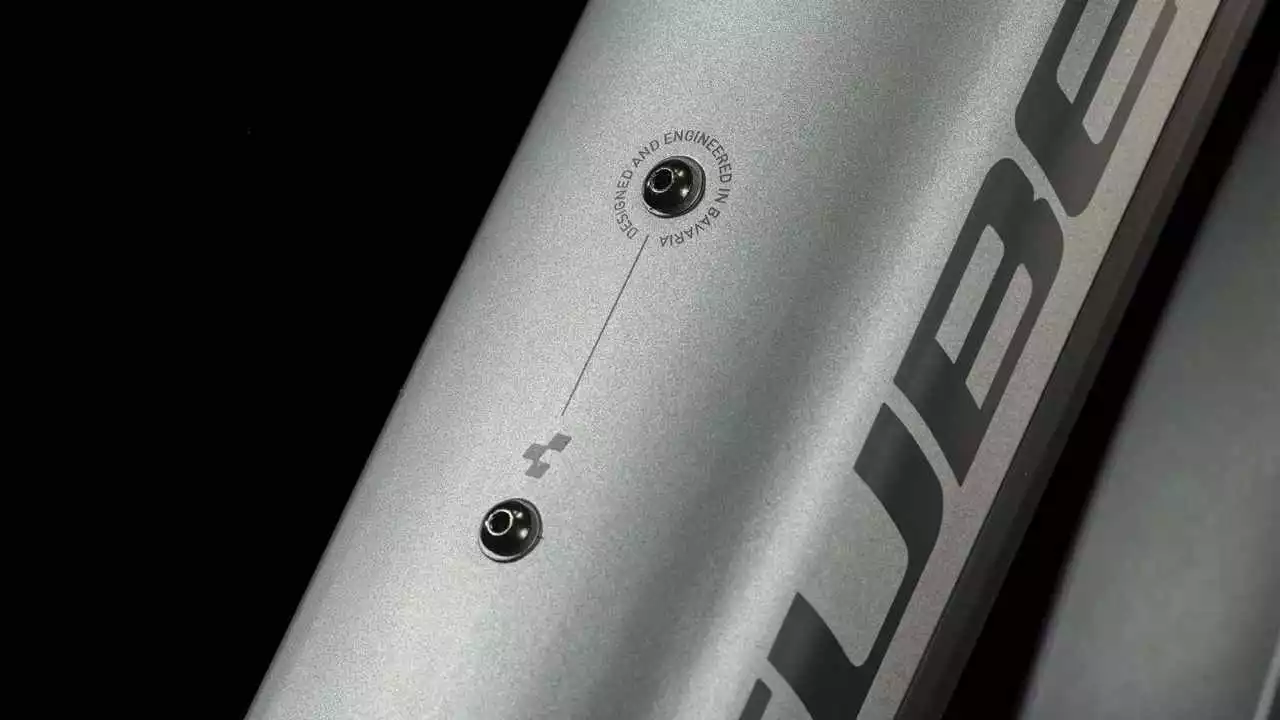 Cube Nuride Hybrid Performance 625 Allroad Graphite N Black E-Bike Trekkingrad Herren – Bild 4