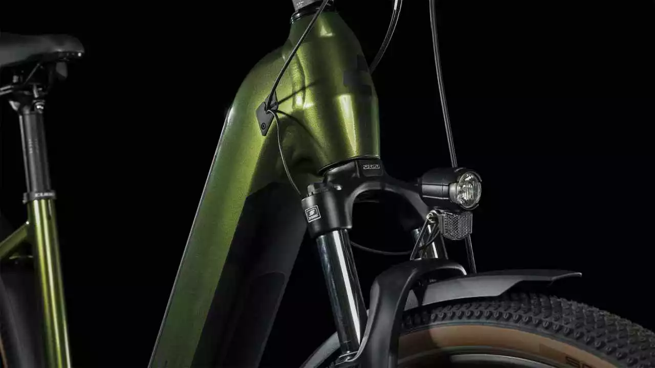 Cube Nuride Hybrid Pro 750 Allroad Shinymoss N Black E-Bike Trekkingrad Tiefeinsteiger – Bild 4