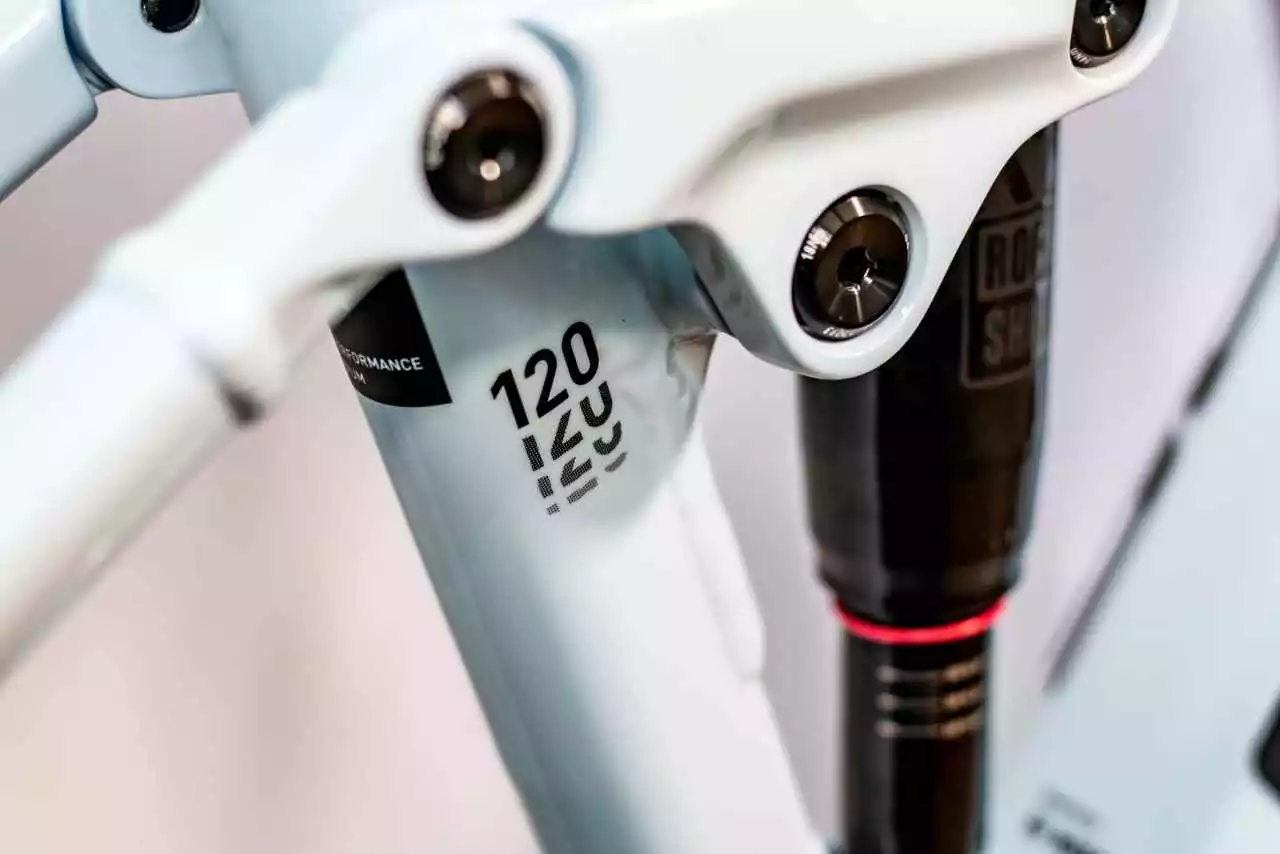 Cube Stereo Hybrid 120 Pro 750 Flashwhite N Black E-Bike Fully Mountainbike – Bild 6