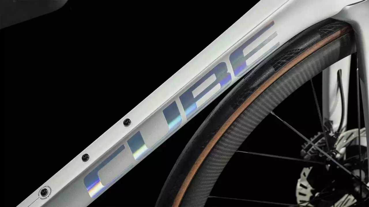 Cube Agree C:62 SLT Silver N Black Carbon Rennrad Herren – Bild 3