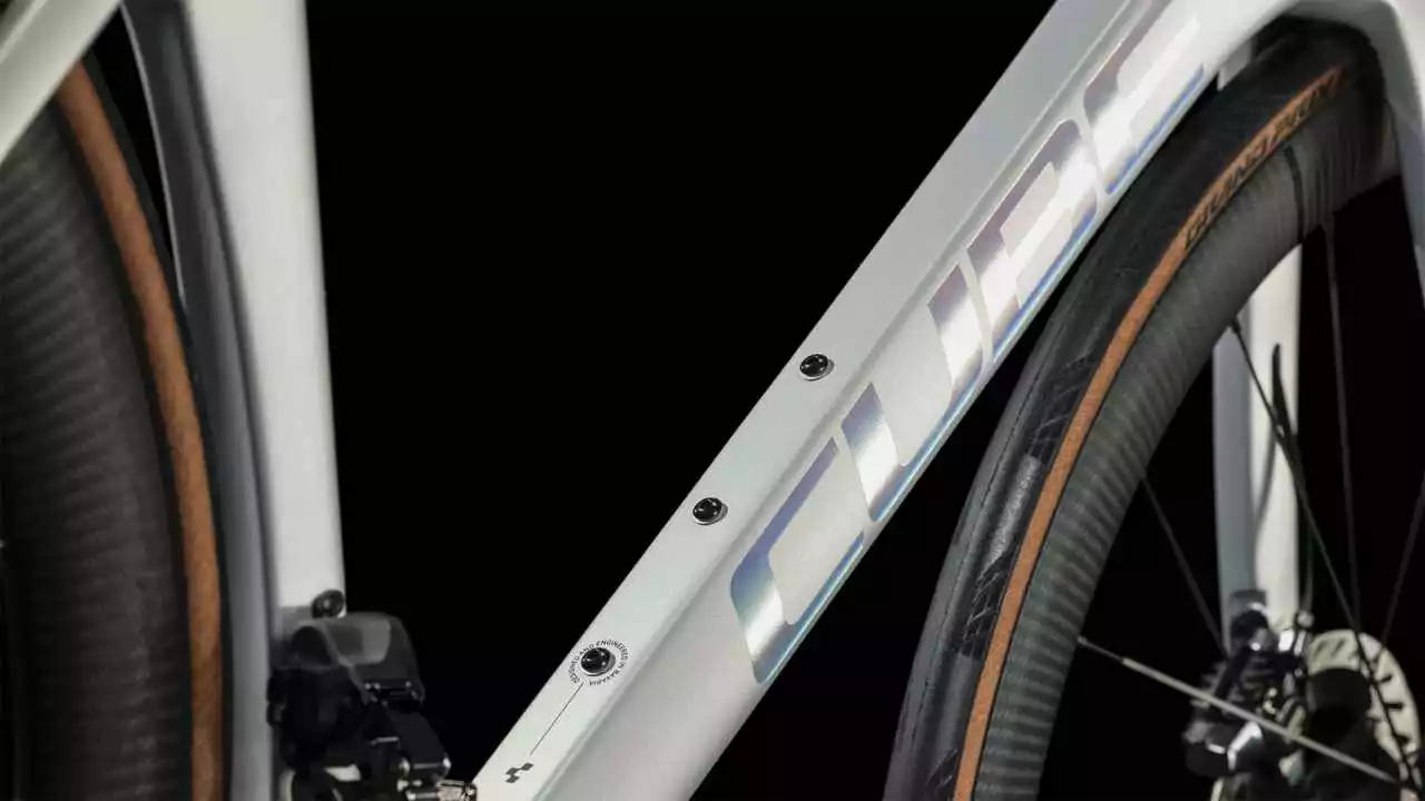 Cube Agree C:62 SLT Silver N Black Carbon Rennrad Herren – Bild 5