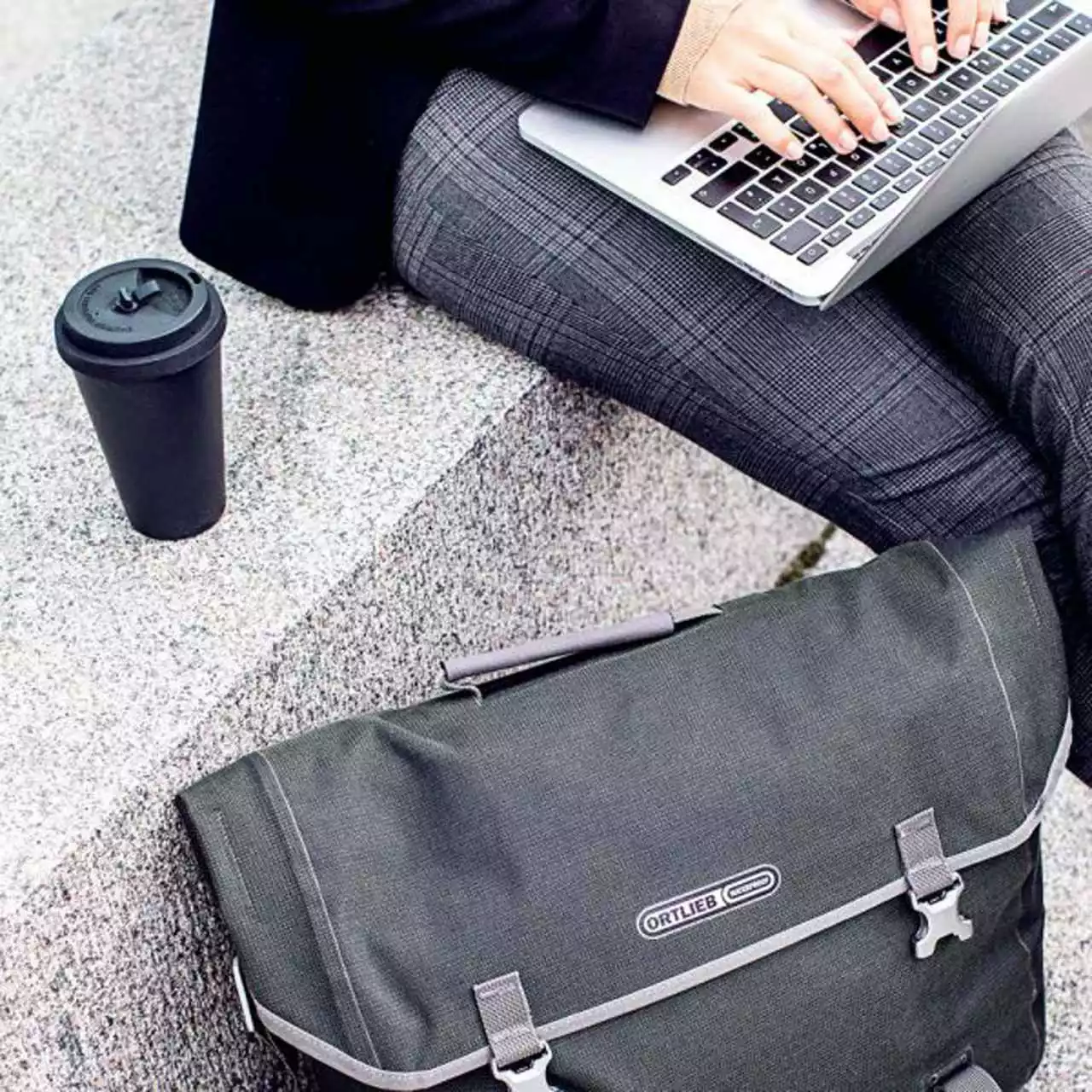 Ortlieb Commuter-Bag Two Urban, QL2.1, Pepper – Bild 5