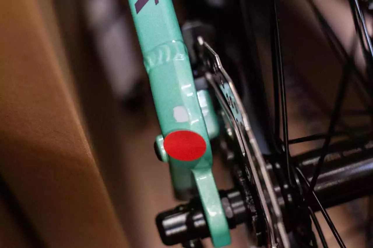 Ghost Lanao 27.5 AL Light Mint Pearl / Purple Pearl Glossy Hardtail Mountainbike Damen Lackschaden – Bild 2